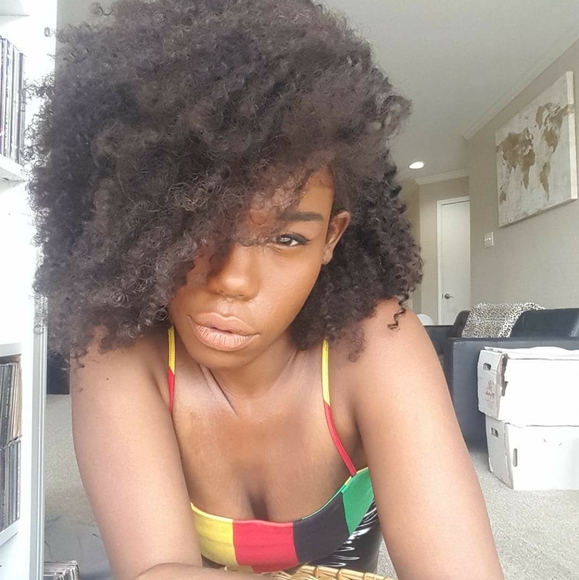 Meet your Posher, Ces - Picture 4 of 6